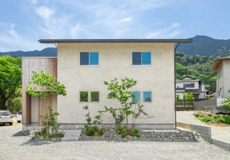 福岡県久留米市「建物と外周りの調和を図った植栽計画」外構工事